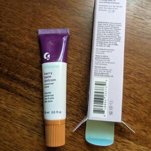 Glossier balm dot com